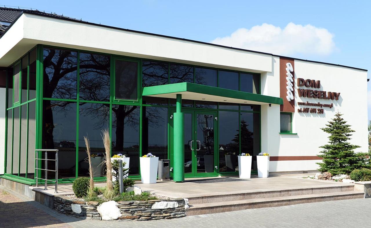 Dom Weselny ,, Anna" Hotel Warlubie Екстериор снимка